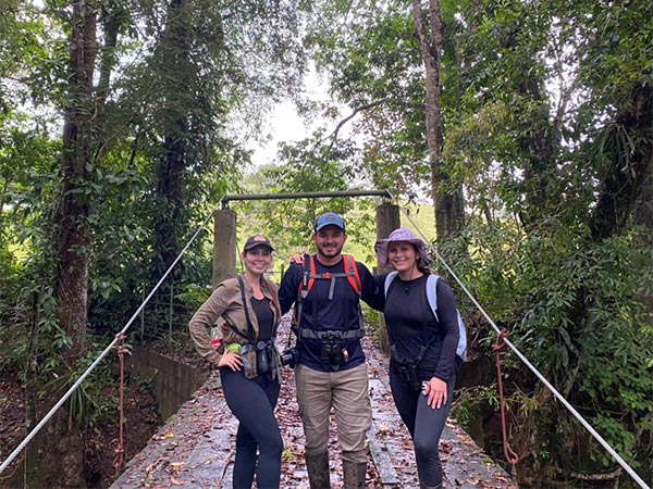 Left to right: María del Mar Villarreal Zamora, Wilson Huertas and Valery Salas Image